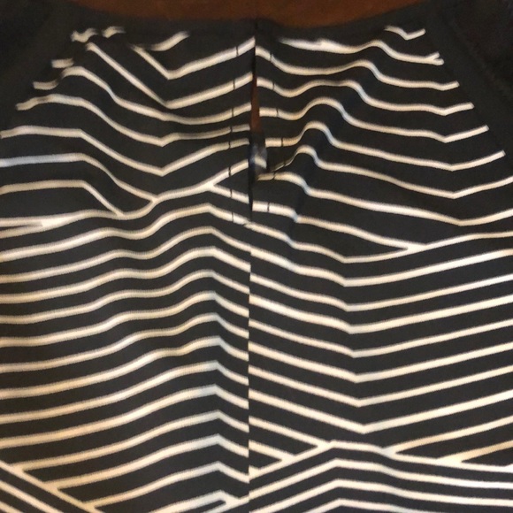 BCBGMAXAZRIA Ilana Striped Fit & Flare Dress XS - Picture 5 of 9